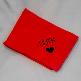 kocyk czerwony dla psa z imieniem lilith sweetapaszka.pl
